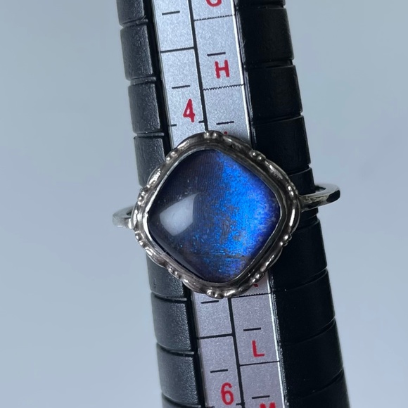 Sterling Silver blue glass ring | Size: 4.7 - Picture 11 of 11